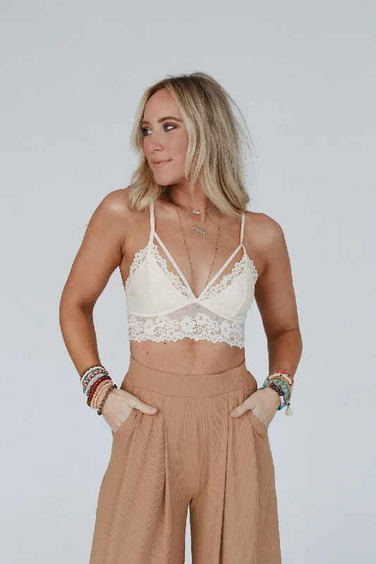 Lace Embrace Bralette - Cream